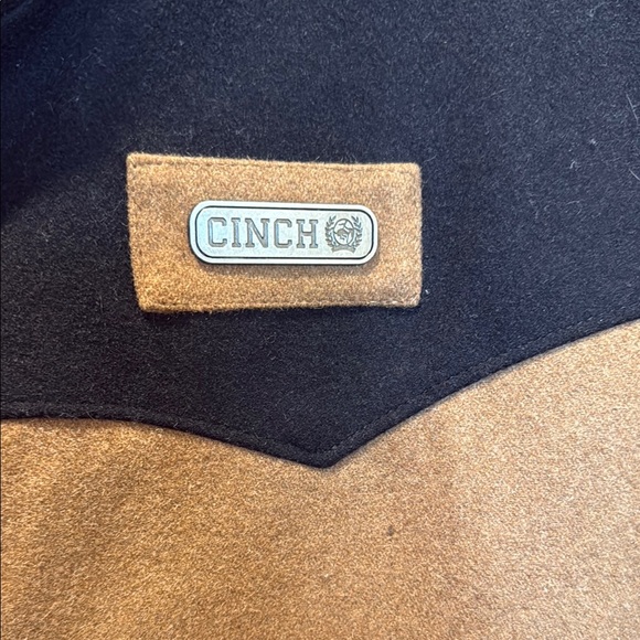 Cinch Black and Brown Workwear Vest - Picture 2 of 5